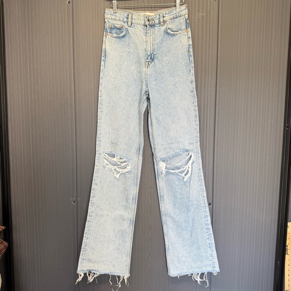 Zara Light Blue High Waist Distressed Women's Jeans Size 2 - Picture 1 of 9
